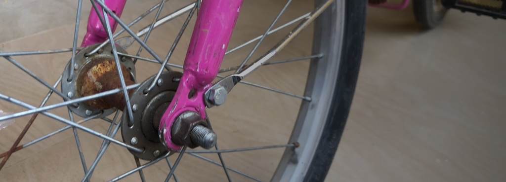 Which GPS tracker should you put on your e-bike?